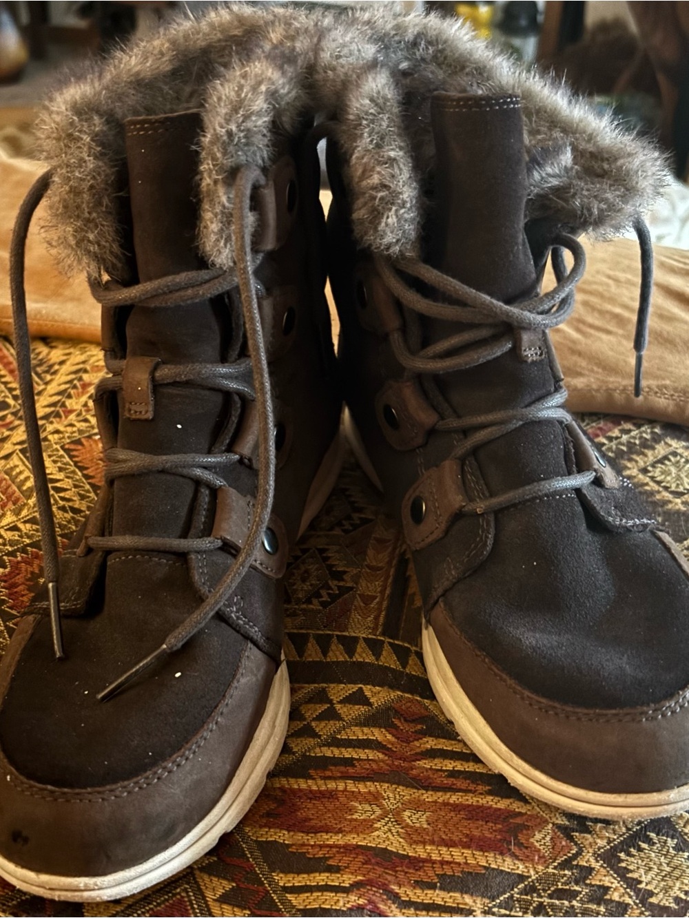 Sorel Women's Brown Faux-Fur Lace-Up Winter Boots